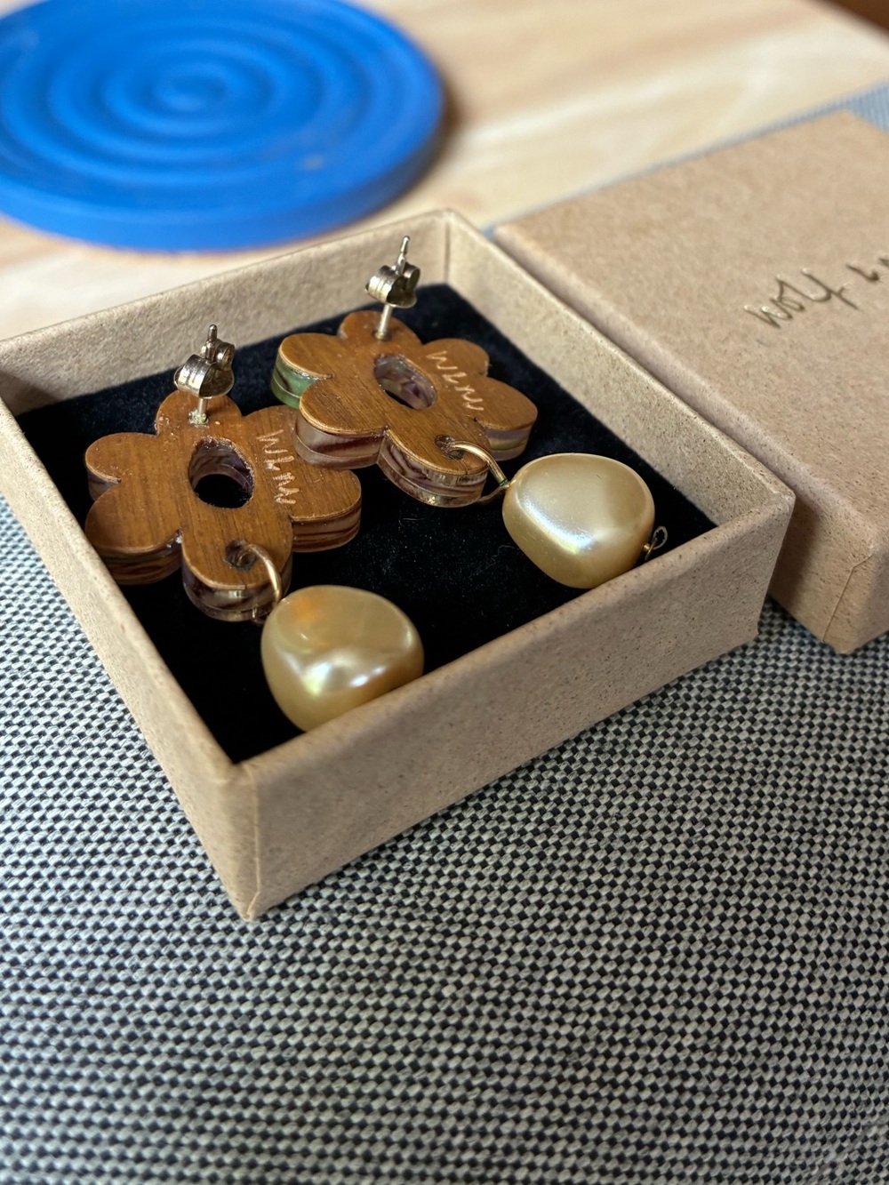 Wolf & Moon Mia Studs in Iridescent Ripple Pearl Drop Flower Earrings - Picture 2 of 7